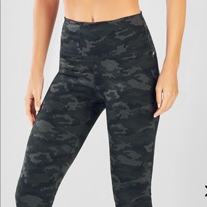 Fabletics Powerhold leggings